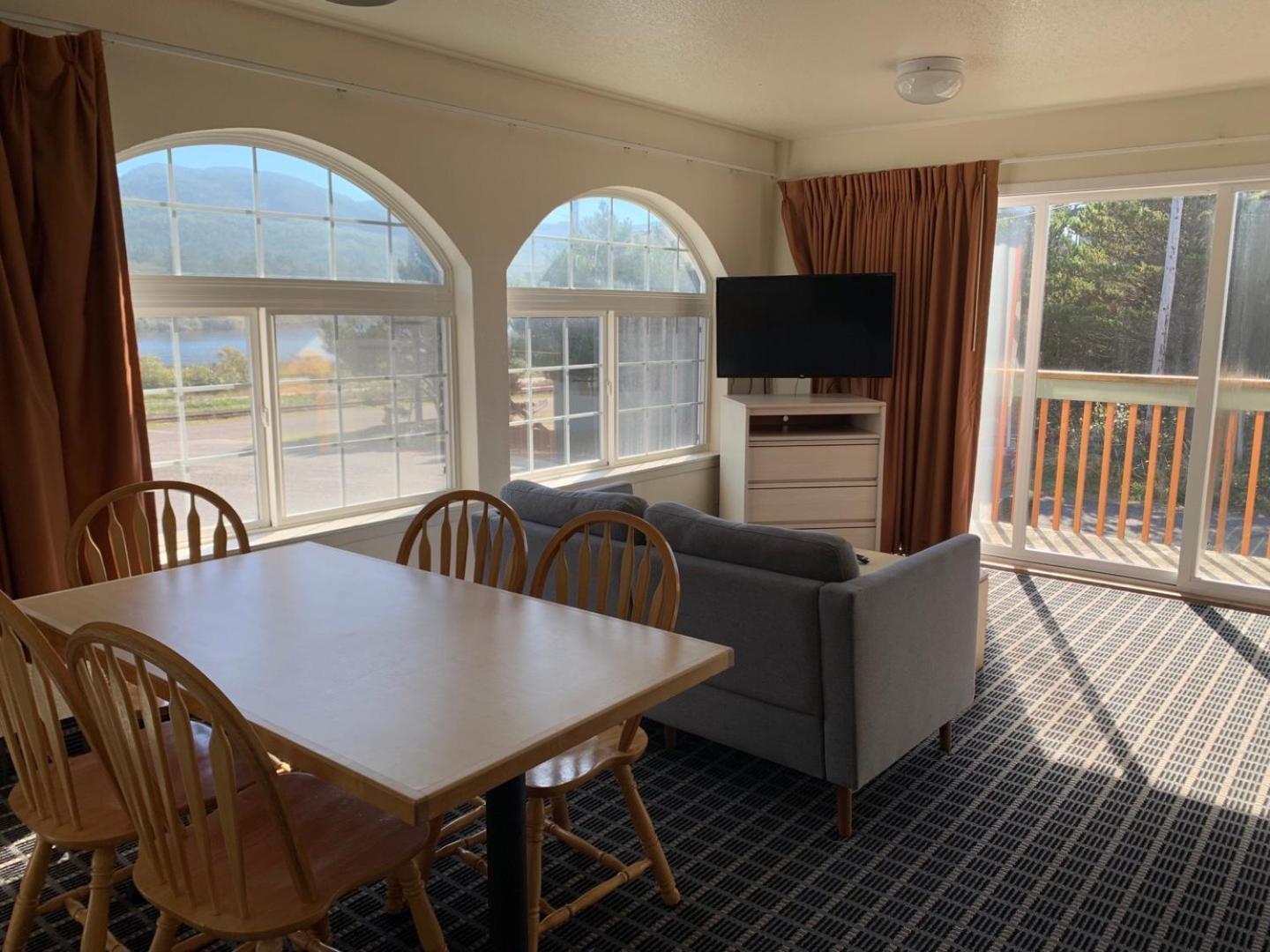 Surfside Resort Rockaway Beach Eksteriør billede