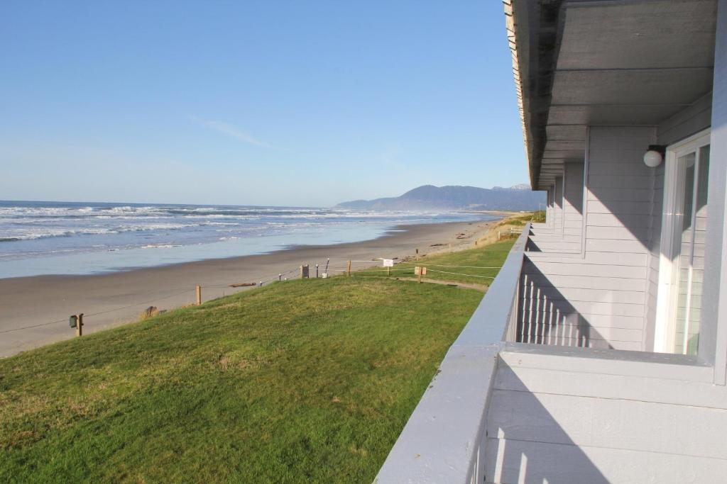 Surfside Resort Rockaway Beach Eksteriør billede