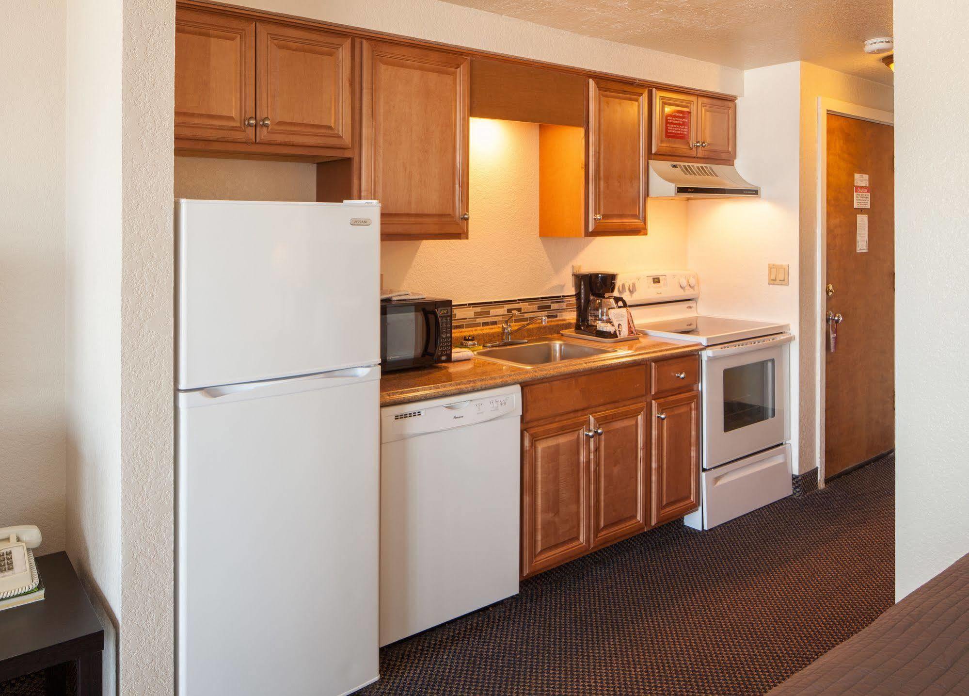 Surfside Resort Rockaway Beach Eksteriør billede